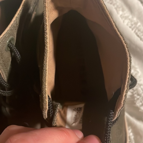 Converse - Picture 3 of 4